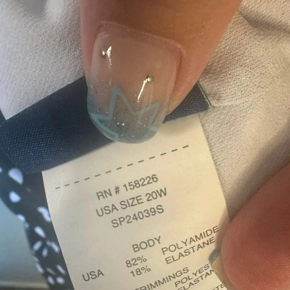 Southpoint Tankini/Shorts Swimsuit Set - Picture 11 of 14